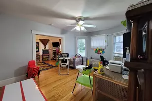 11 Payson St, Worcester, MA 01607 - Photo 7