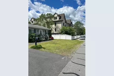 1337 Ashley Blvd, New Bedford, MA 02745 - Photo 9