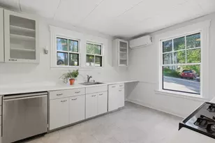 76 Grant St, Gardner, MA 01440 - Photo 3