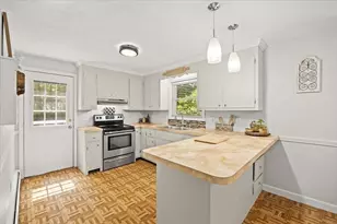 40 Fisher St, Taunton, MA 02780 - Photo 17