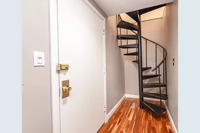 24 Hancock St #2, Boston, MA 02114 - Photo 9