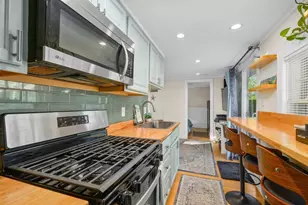 2 Eddy St, Wareham, MA 02532 - Photo 13