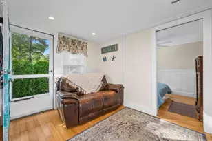 2 Eddy St, Wareham, MA 02532 - Photo 9