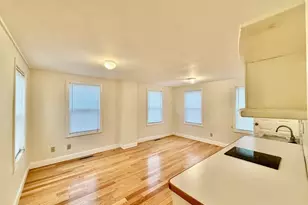 19 Common St, Weymouth, MA 02188 - Photo 3