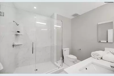425 Lagrange St #210, Boston, MA 02132 - Photo 21