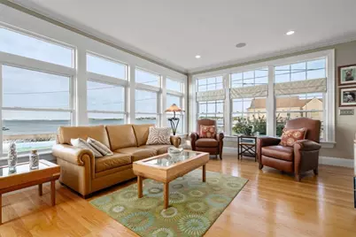 7 Swan Road, Quincy, MA 02169 - Photo 5
