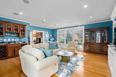 7 Swan Road, Quincy, MA 02169 - Photo 9