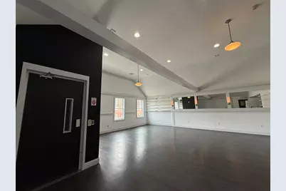18 Park St #2F, Andover, MA 01810 - Photo 5