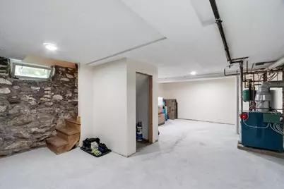 15 Bennett St, Hudson, MA 01749 - Photo 37
