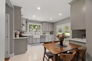 15 Bennett St, Hudson, MA 01749 - Photo 15