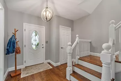 15 Bennett St, Hudson, MA 01749 - Photo 7