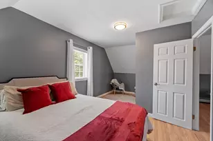 15 Bennett St, Hudson, MA 01749 - Photo 35