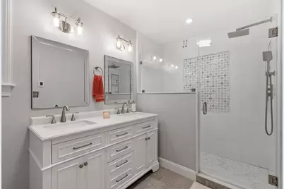 15 Bennett St, Hudson, MA 01749 - Photo 27