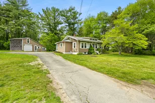 955 Middle Rd, Acushnet, MA 02743 - Photo 3
