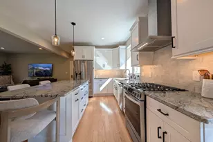 2 Seabiscuit Dr, Plymouth, MA 02360 - Photo 11