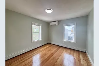 7 Sumner Pl #2, Boston, MA 02128 - Photo 5