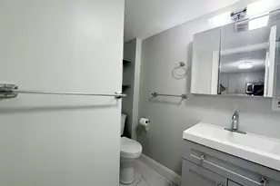 7 Sumner Pl, Boston, MA 02128 - Photo 9