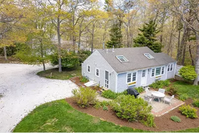 10 Wharf Ave, Mashpee, MA 02649 - Photo 23