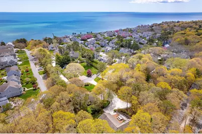 10 Wharf Ave, Mashpee, MA 02649 - Photo 3