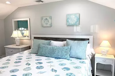 10 Wharf Ave, Mashpee, MA 02649 - Photo 17