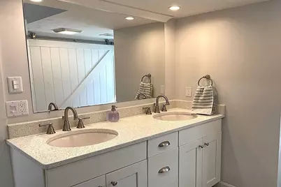 10 Wharf Ave, Mashpee, MA 02649 - Photo 13