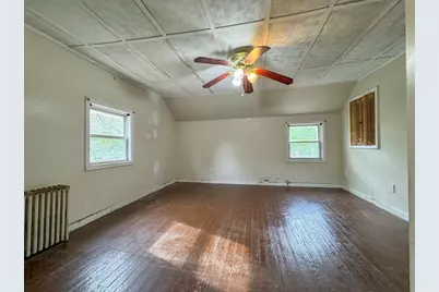 484 S Franklin St, Holbrook, MA 02343 - Photo 9