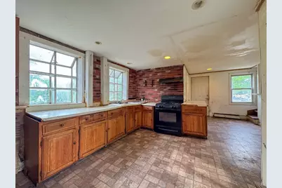 484 S Franklin St, Holbrook, MA 02343 - Photo 21