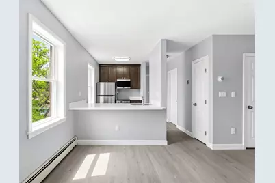 250-252 Main St #3R, Boston, MA 02129 - Photo 3