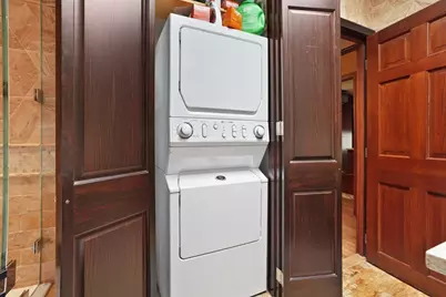 131 Perkins #131, Boston, MA 02130 - Photo 17