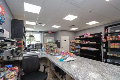 10 Taylor St, Chicopee, MA 01020 - Photo 19