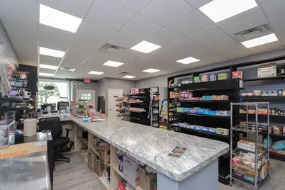 10 Taylor St, Chicopee, MA 01020 - Photo 13