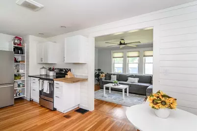 18 Hammond Rd, Natick, MA 01760 - Photo 3