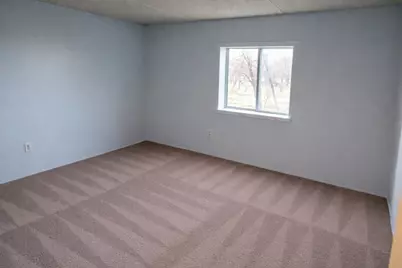 476 Riverside Dr #204, Lawrence, MA 01841 - Photo 3