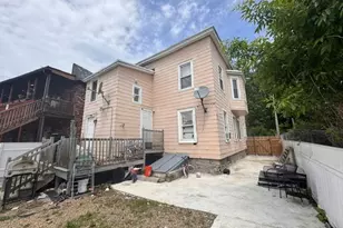 1081 Lawrence St, Lowell, MA 01852 - Photo 5