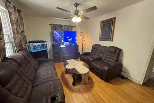 1081 Lawrence St, Lowell, MA 01852 - Photo 11