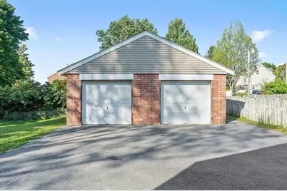 30 Maple Ave #1, North Andover, MA 01845 - Photo 15