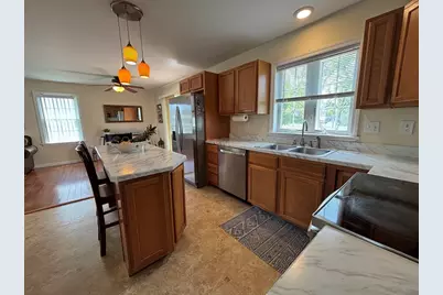 266 Christopher Dr, Springfield, MA 01129 - Photo 9