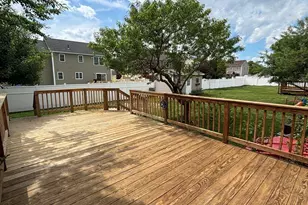 266 Christopher Dr, Springfield, MA 01129 - Photo 21