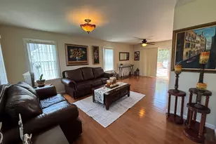 266 Christopher Dr, Springfield, MA 01129 - Photo 5