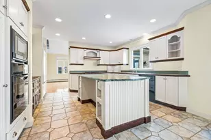 42 Oak Bluff Cir, Plymouth, MA 02360 - Photo 15