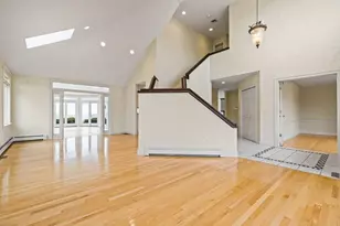 42 Oak Bluff Cir, Plymouth, MA 02360 - Photo 9
