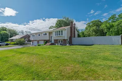 71 Albany St, Brockton, MA 02301 - Photo 3