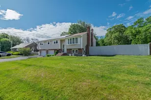 71 Albany St, Brockton, MA 02301 - Photo 3