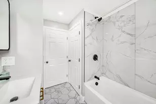 39 Collins St, Boston, MA 02136 - Photo 11