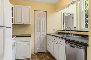 160 Salem St, Haverhill, MA 01835 - Photo 13