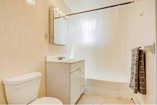 464 Commonwealth Ave, Boston, MA 02215 - Photo 9