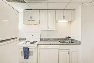 464 Commonwealth Ave, Boston, MA 02215 - Photo 7