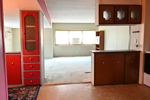 281 Chauncey Walker St, Belchertown, MA 01007 - Photo 3