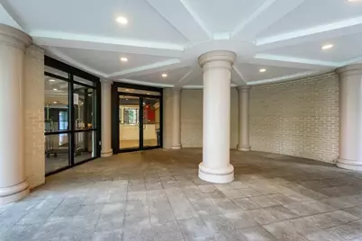 110-112 Cypress St #212, Brookline, MA 02445 - Photo 3