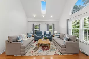 19 Old Farm Rd, Douglas, MA 01516 - Photo 15